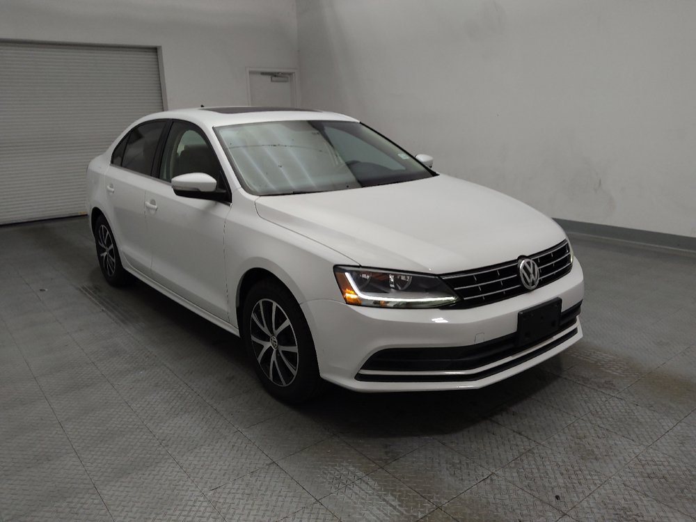 Used 2018 Volkswagen Jetta SE FWD image 13