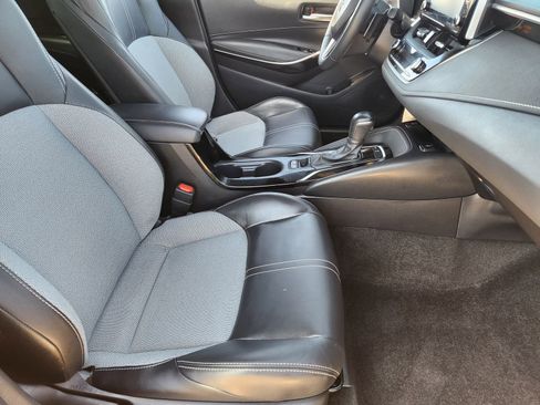 Used 2022 Toyota Corolla XSE image 18