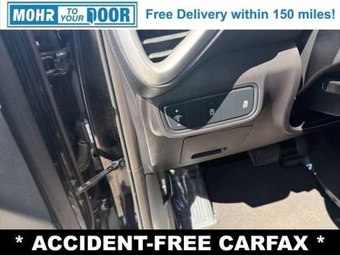 Used 2022 Kia Soul LX image 14