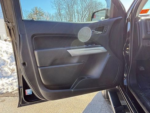 Used 2022 Chevrolet Colorado ZR2 image 9