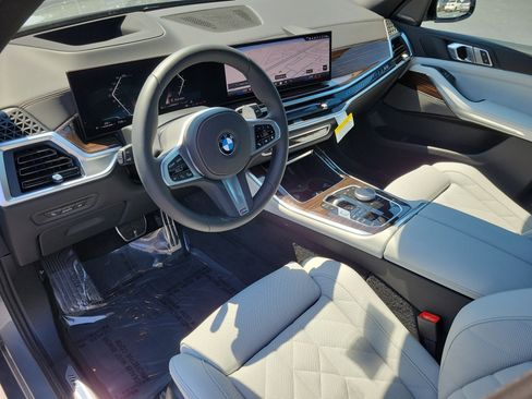 New 2026 BMW X5 sDrive40i w/ M Sport Package RWD image 18