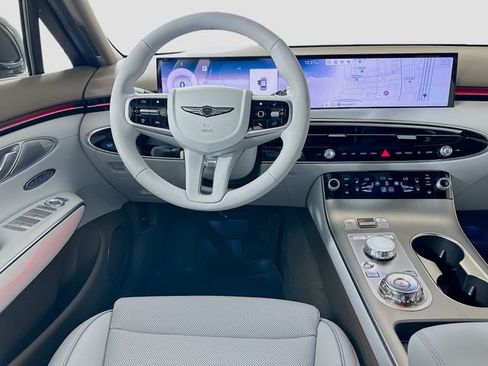 Certified 2026 Genesis GV70 2.5T Advanced AWD/4WD image 19