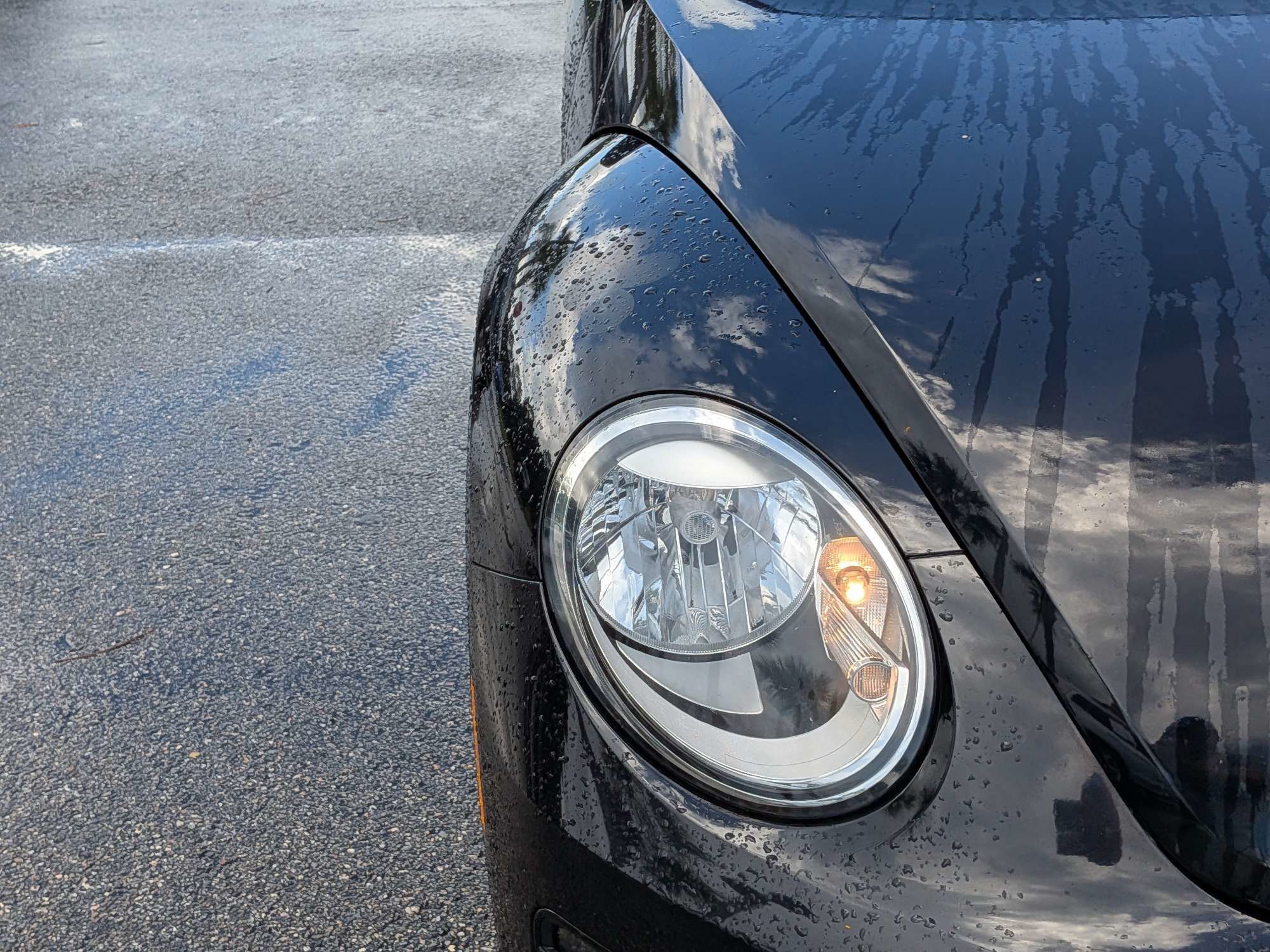 Used 2017 Volkswagen Beetle 1.8T S FWD image 10