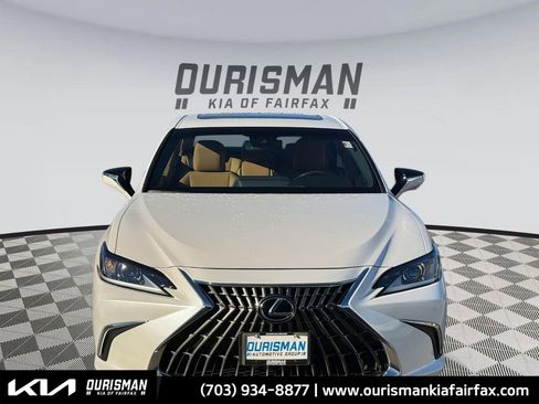 Used 2022 Lexus ES 350 w/ Accessory Package image 7