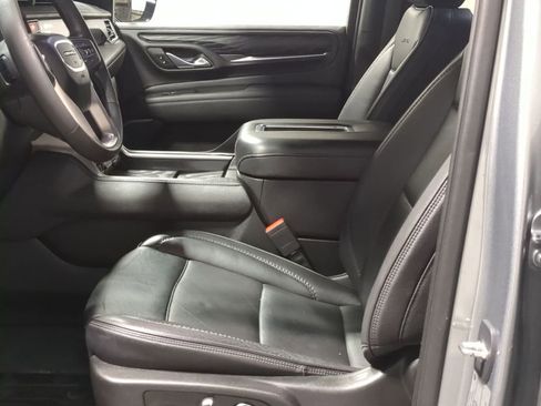 Used 2023 GMC Yukon XL Denali w/ Max Trailering Package image 23
