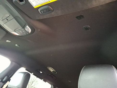 Used 2019 Chrysler Pacifica Limited w/ Advanced Safetytec Group image 21