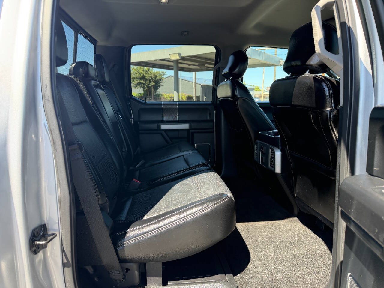Used 2017 Ford F250 Lariat w/ Chrome Package AWD/4WD image 14