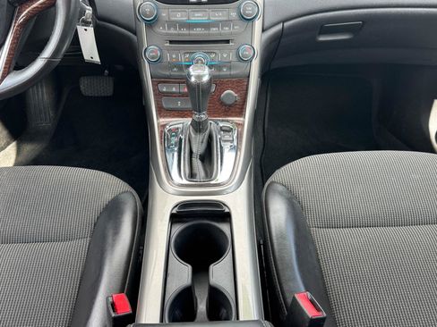 Used 2013 Chevrolet Malibu LT FWD image 12