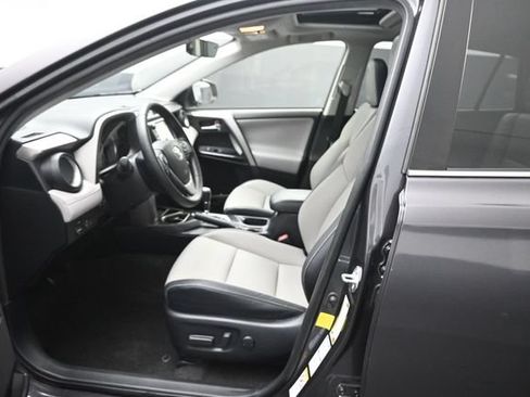Used 2016 Toyota RAV4 Limited w/ Advanced Technology Package AWD/4WD image 10
