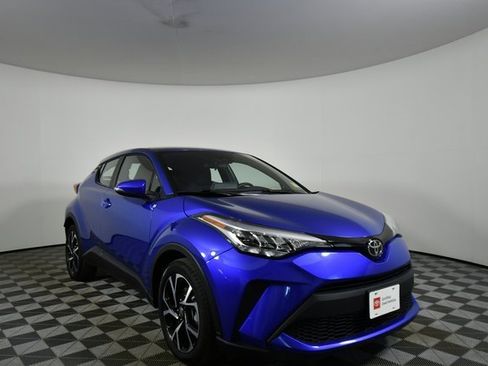 Used 2022 Toyota C-HR image 8