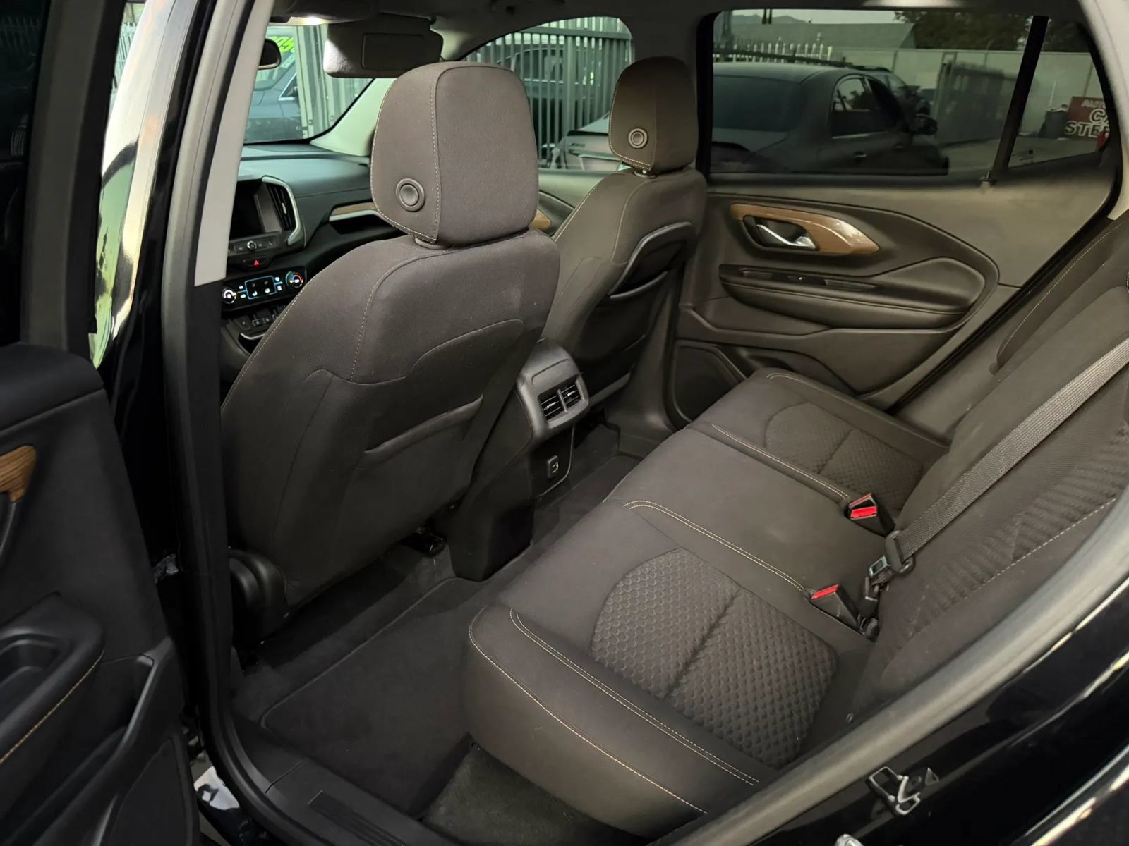 Used 2018 GMC Terrain SLE FWD image 23