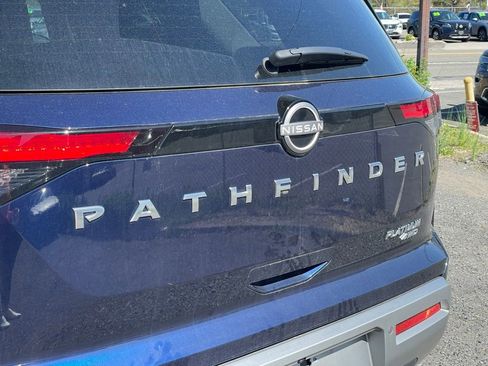 Certified 2023 Nissan Pathfinder Platinum w/ Black Appearance Package AWD/4WD image 33