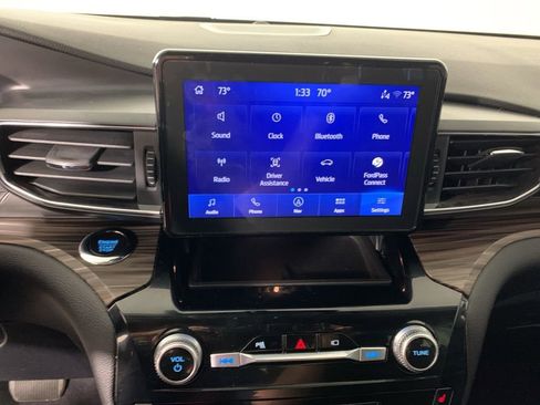 Used 2023 Ford Explorer Limited w/ Equipment Group 301A image 26