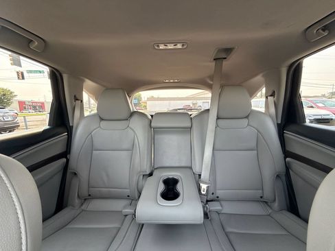 Used 2020 Acura MDX SH-AWD image 41