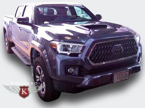 Used 2019 Toyota Tacoma TRD Sport AWD/4WD image 1