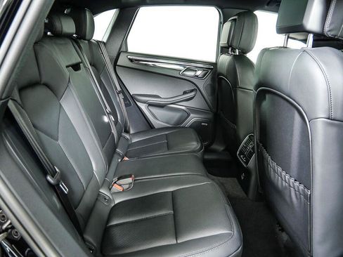 Certified 2026 Porsche Macan Turbo AWD/4WD image 23
