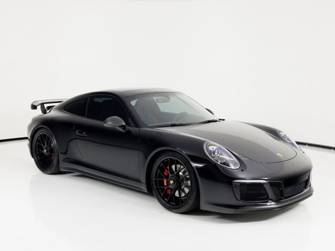 Used 2017 Porsche 911 Carrera GTS RWD image 46