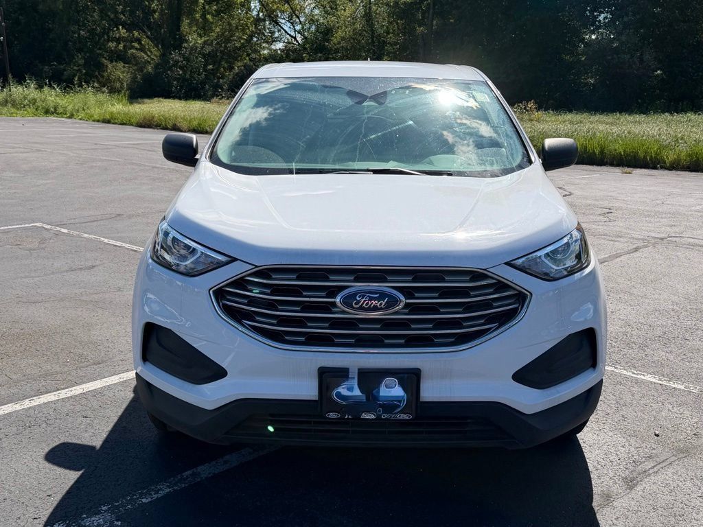 Used 2022 Ford Edge SE AWD/4WD image 2