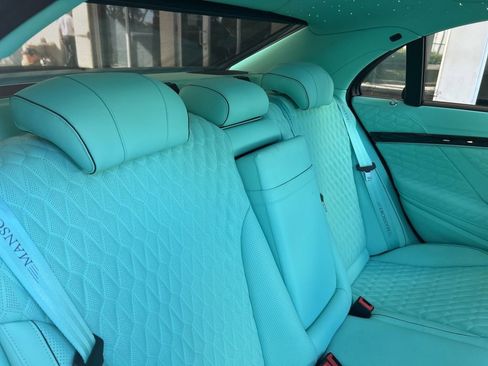 Used 2019 Mercedes-Benz S 560 Sedan w/ Premium Package image 28