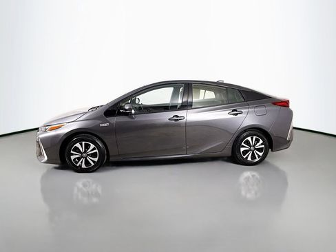 Certified 2019 Toyota Prius Prime Premium image 4