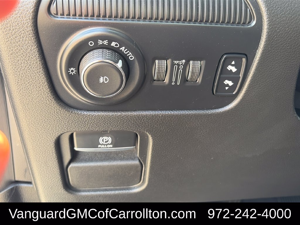 Used 2024 Jeep Wagoneer Series II w/ Flexible Seating Group RWD image 23