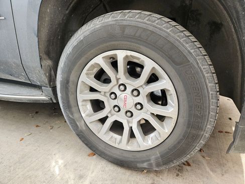 Used 2019 GMC Yukon XL SLT w/ Open Road Package image 10