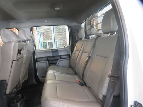 Used 2022 Ford F350 XL w/ Power Equipment Group AWD/4WD image 19