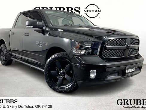 Used 2019 RAM 1500 Big Horn image 1
