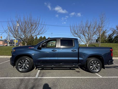 Used 2022 Chevrolet Silverado 1500 RST image 3