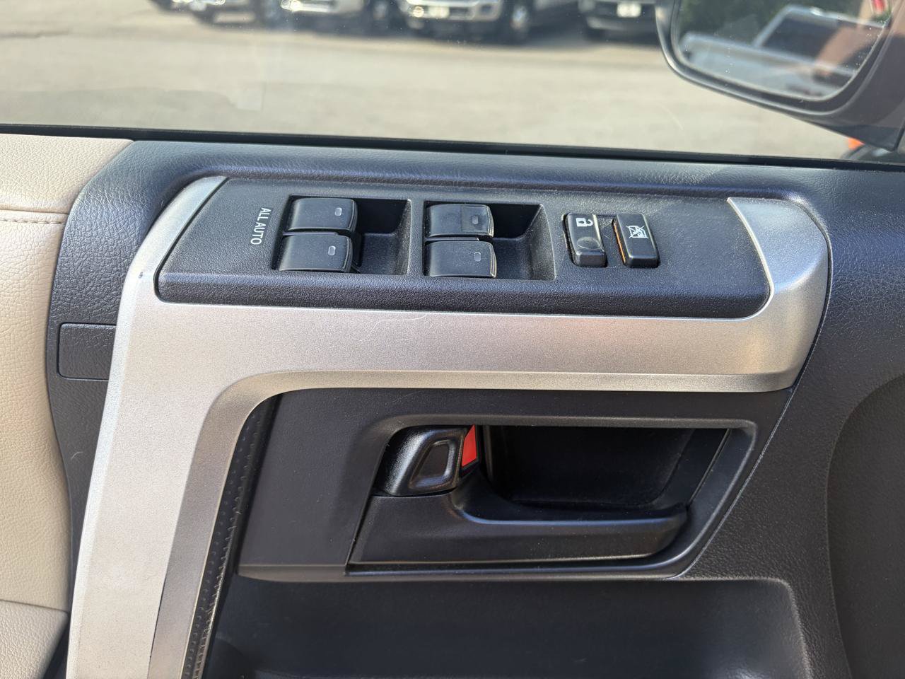 Used 2012 Toyota 4Runner SR5 w/ Convenience Pkg AWD/4WD image 20