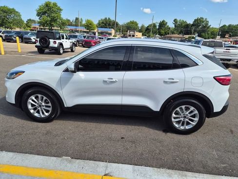 Used 2020 Ford Escape SE AWD/4WD image 10
