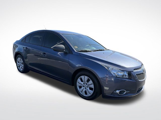 Used 2013 Chevrolet Cruze LS FWD image 38