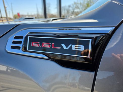 New 2026 GMC Sierra 2500 SLT AWD/4WD image 8