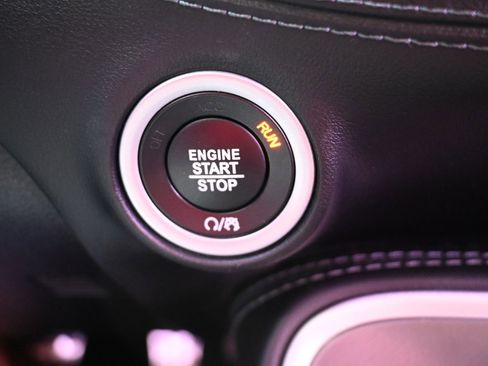 Used 2022 Dodge Challenger R/T w/ Plus Package image 17