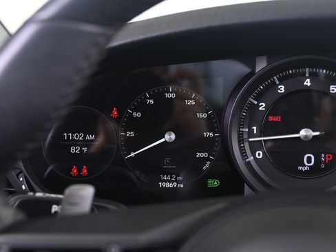 Certified 2024 Porsche 911 Targa 4S AWD/4WD image 38