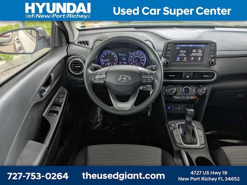 Certified 2021 Hyundai Kona SE FWD image 16