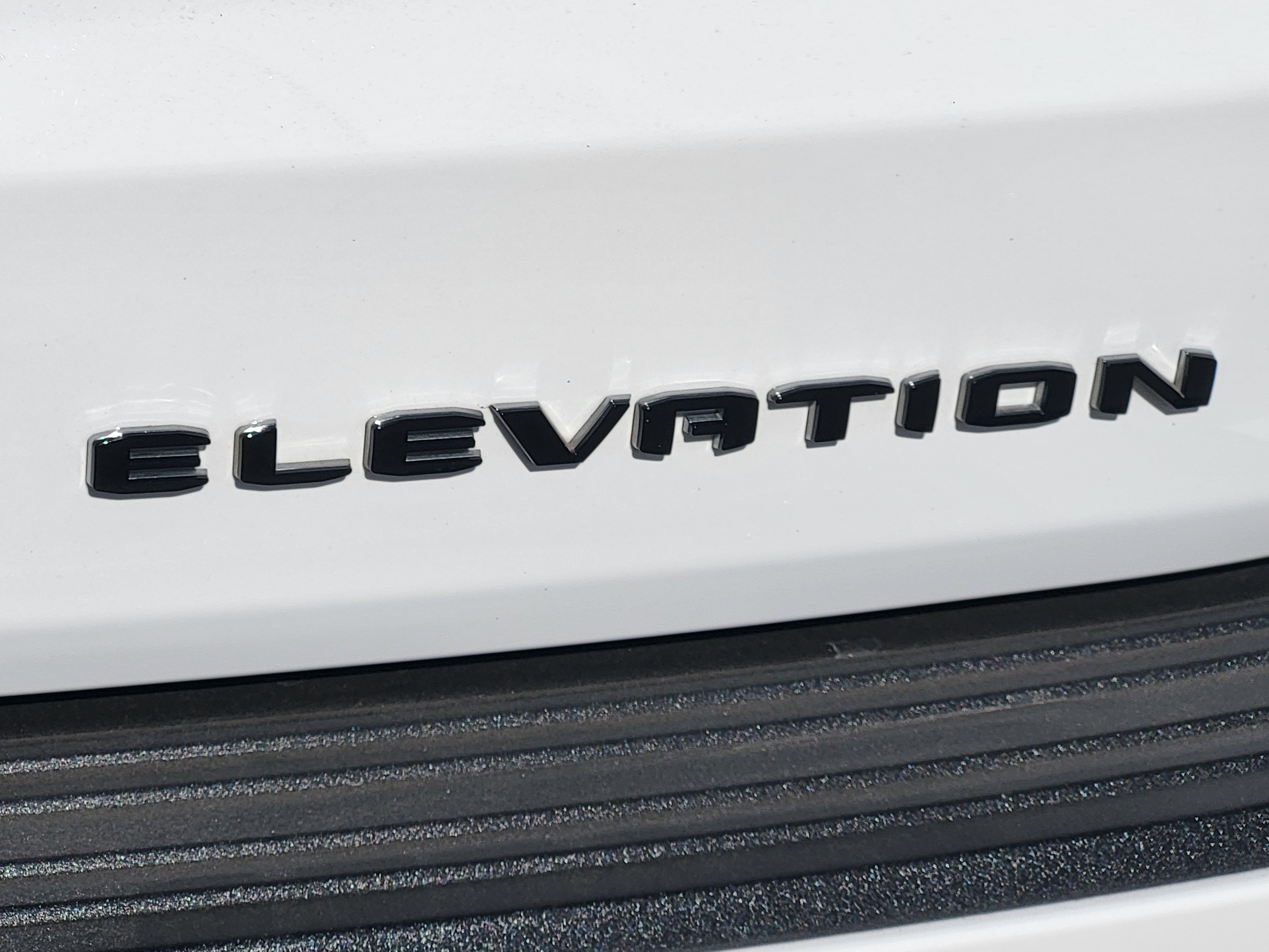 Used 2026 GMC Yukon Elevation w/ Elevation Premium Package AWD/4WD image 13