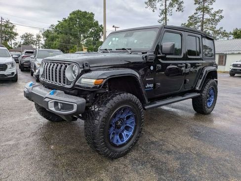 New 2024 Jeep Wrangler Unlimited Sahara AWD/4WD image 8