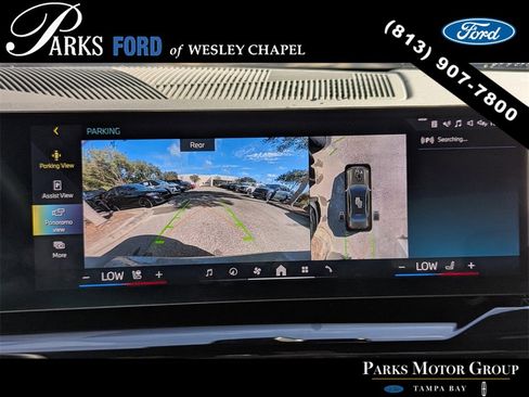 Used 2025 BMW 530i xDrive w/ Premium Package image 23