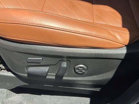 Used 2024 Kia Telluride SX Prestige X-Pro AWD/4WD image 14