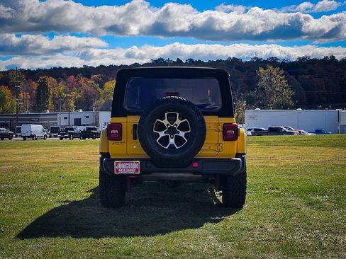 Used 2018 Jeep Wrangler Unlimited Rubicon w/ LED Lighting Group image 5