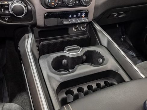 Used 2022 RAM 1500 Big Horn AWD/4WD image 22