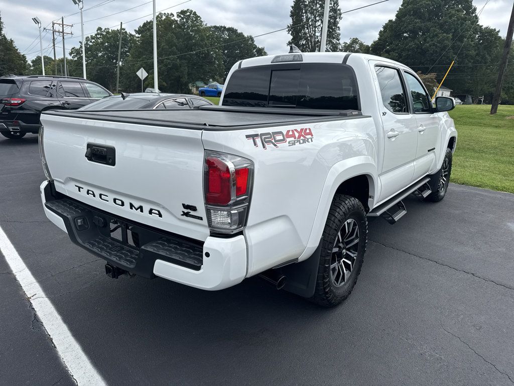 Used 2023 Toyota Tacoma TRD Sport w/ TRD Premium Sport Package AWD/4WD image 4