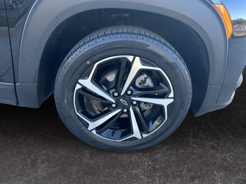 Used 2021 Chevrolet TrailBlazer RS w/ Sun and Liftgate Package AWD/4WD image 31