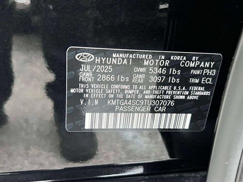 Certified 2026 Genesis G80 2.5T AWD/4WD image 19