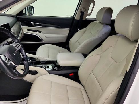 Used 2023 Kia Telluride EX w/ EX Captain's Chair Package AWD/4WD image 21