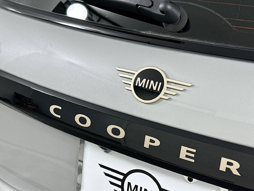 Certified 2025 MINI Cooper 2-Door Hardtop FWD image 21