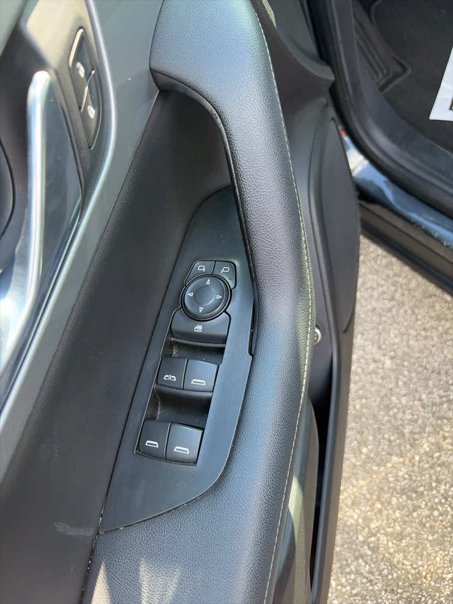 Used 2019 Chevrolet Blazer LT AWD/4WD image 23