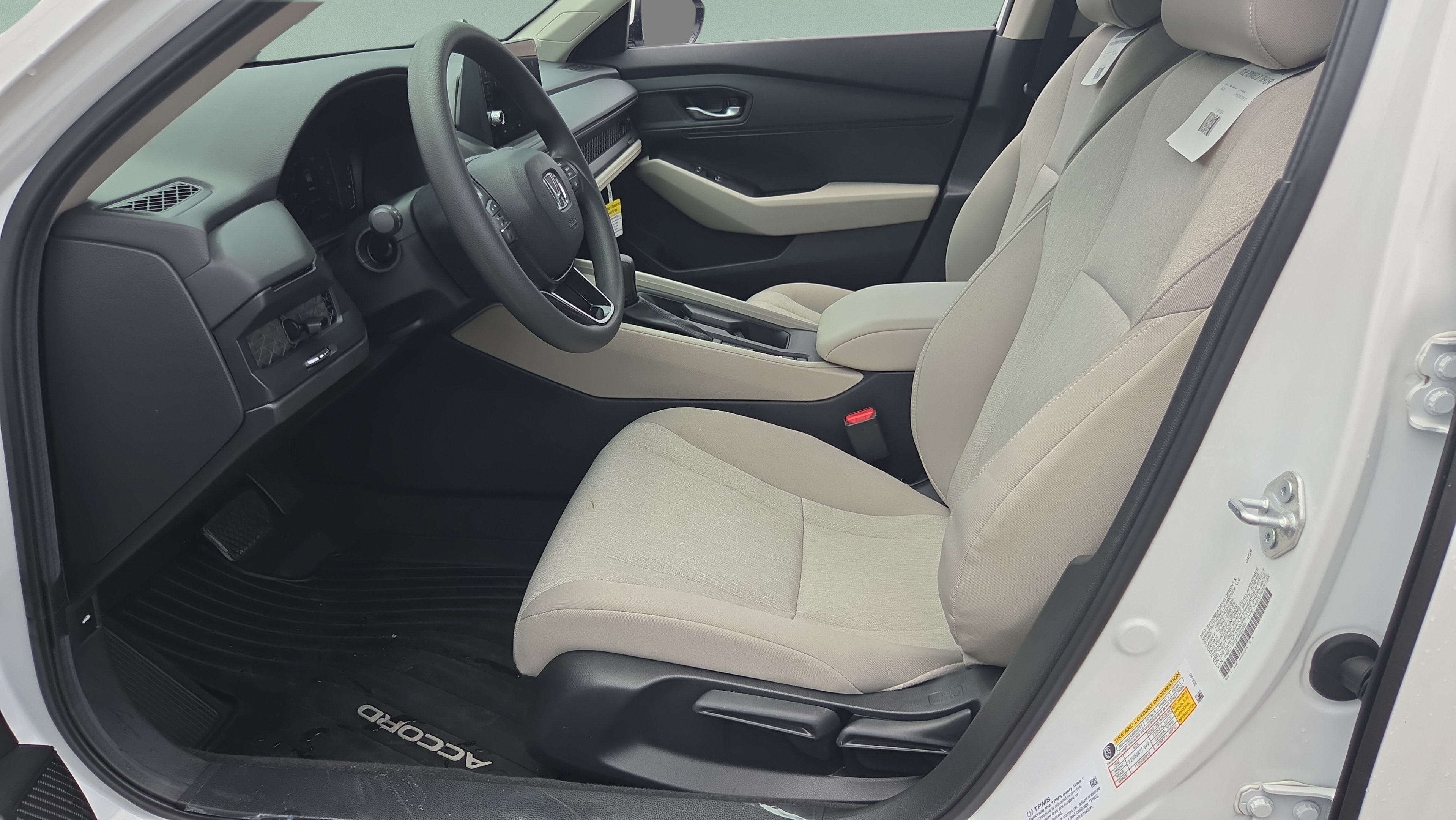 New 2026 Honda Accord LX image 9