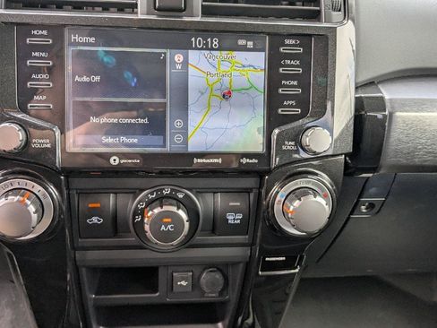Used 2020 Toyota 4Runner Venture w/ Moonroof Package AWD/4WD image 26
